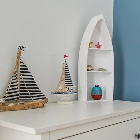 Sailor By Marina Old Town For 8 People, Free Parking!