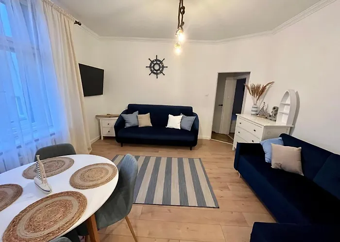 Sailor By Marina Old Town For 8 People, Free Parking! *