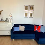 Sailor By Marina Old Town For 8 People, Free Parking! *