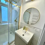 Sailor By Marina Old Town For 8 People, Free Parking!